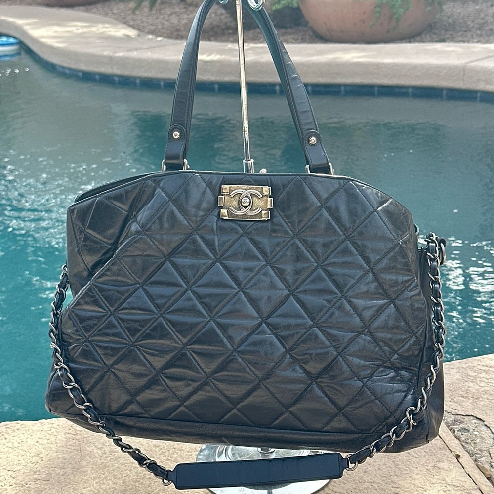 Chanel Black Quilted Le Boy Shopper tote recently - Picture 3 of 12